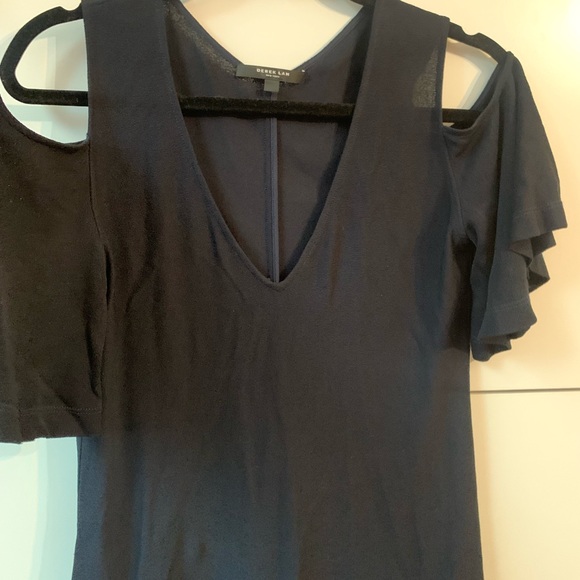 Derek Lam V-Neck Cold Shoulder Top NWOT - Picture 7 of 14